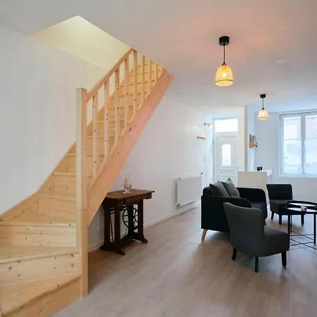 House In Near Euratech Private Terrace. 2*