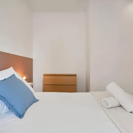 House In Near Euratech Private Terrace. Vendégház Lille