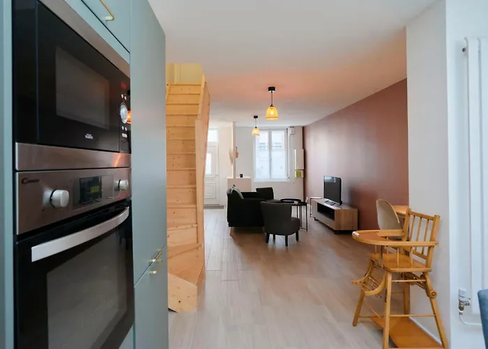 House In Near Euratech Private Terrace. Lilla